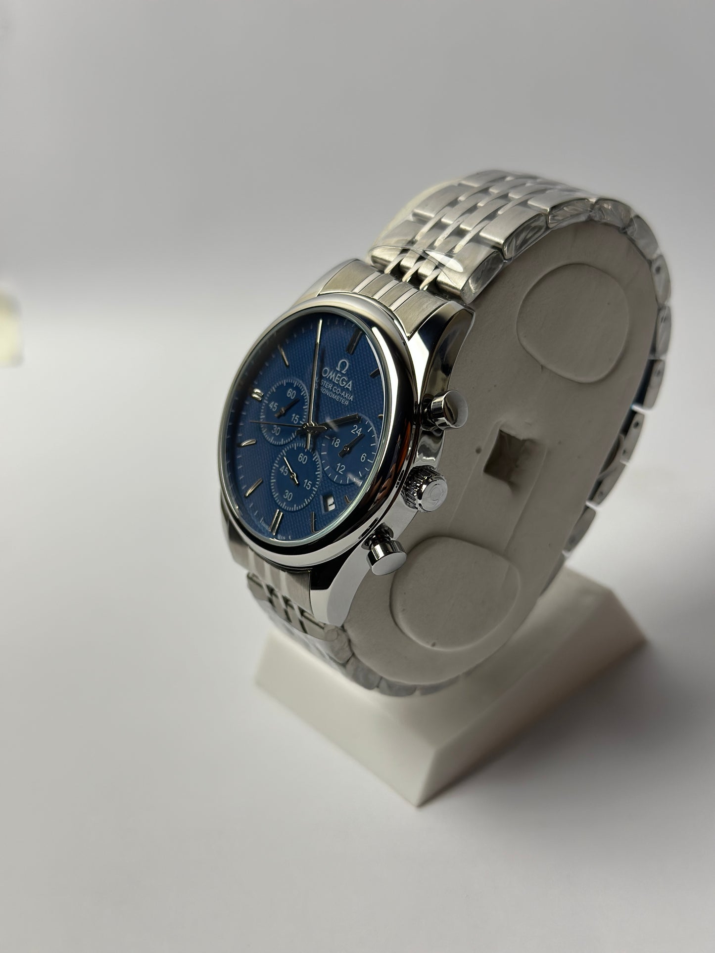 Omega Axio Automatic